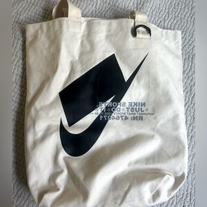 Nike Heritage Tote Bag Natural Silver Tan Unisex